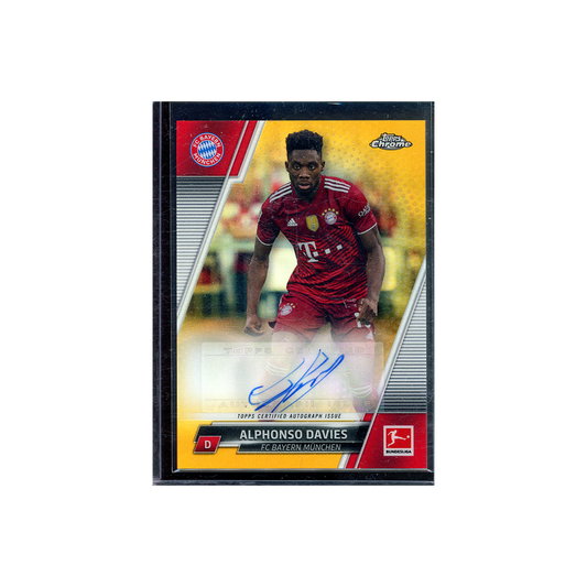 Alphonso Davies 2021-22 Topps Chrome Bundesliga Auto Gold Refractor /50