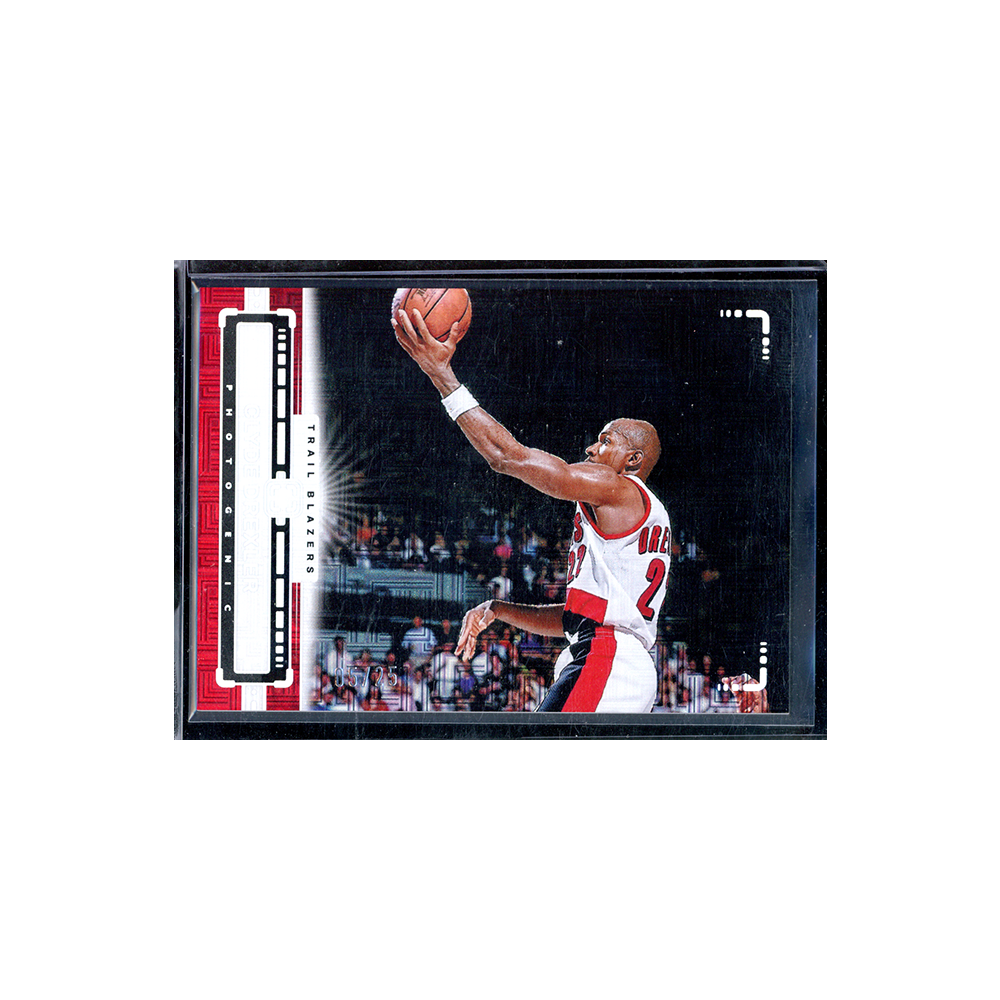 Clyde Drexler 2023-24  Panini Photogenic Basketball Maze /25