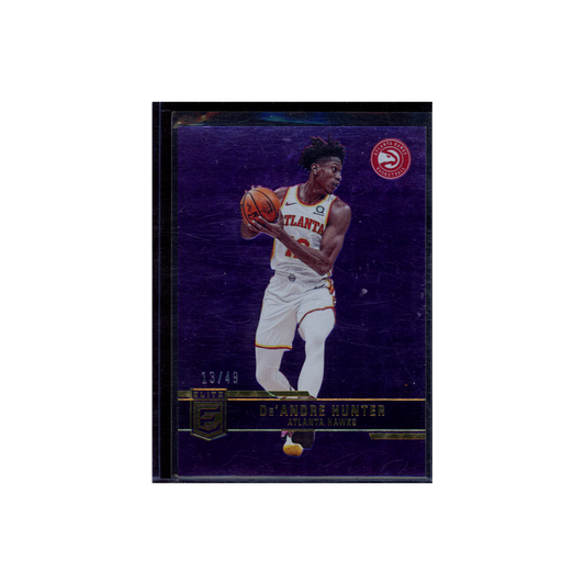 De'Andre Hunter 2021-22 Panini Donruss Elite Basketball Purple /49