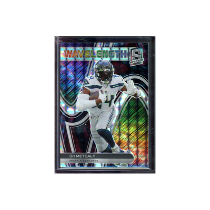 DK Metcalf 2022 Panini Spectra Fotball Wavelength /50