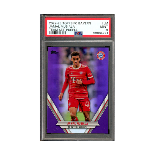 Jamal Musiala 2022-23 Panini Topps FC Bayern Team Set-Purple /70 PSA 9