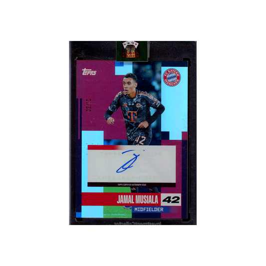 Jamal Musiala 2025 Topps Bayern Team Set Auto /10