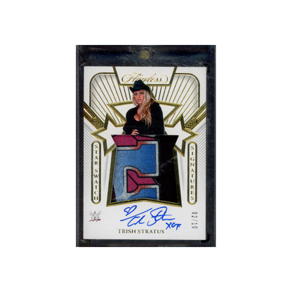 Trish Stratus 2024 Panini Flawless WWE Star Swatch Signatures Gold /10