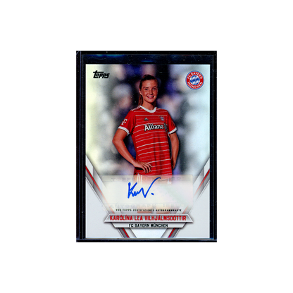 Karolina Lea Vilhjalmsdottir 2022-23 Topps FC Bayern München Team Set Auto