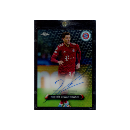 Robert Lewandowski 2021-22 Topps Chrome Auto Black Refractor /15