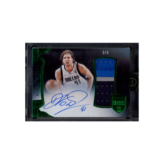 Dirk Nowitzki 2019-20 Panini Eminence Basketball Patch Auto Emerald /3